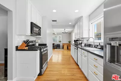 12495 Culver Blvd, Los Angeles, CA 90066 - Photo 13