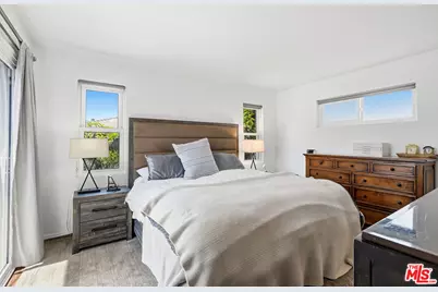 12495 Culver Blvd, Los Angeles, CA 90066 - Photo 23