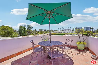 446 San Vicente Blvd #202, Santa Monica, CA 90402 - Photo 23