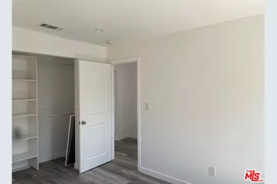328 W Elm St, Compton, CA 90220 - Photo 11