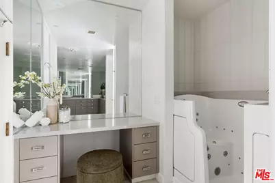 300 N Swall Dr #307, Beverly Hills, CA 90211 - Photo 25
