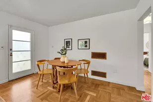 5226 Village Green, Los Angeles, CA 90016 - Photo 19