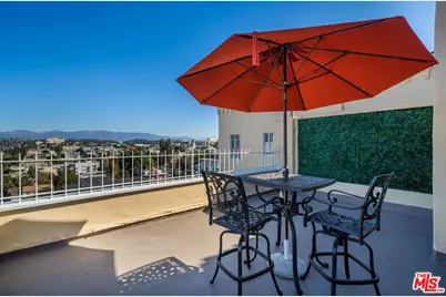 2430 Ocean View Ave, Los Angeles, CA 90057 - Photo 13