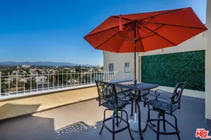 2430 Ocean View Ave, Los Angeles, CA 90057 - Photo 13