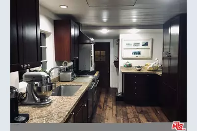 3419 Strongs Dr, Marina del Rey, CA 90292 - Photo 9