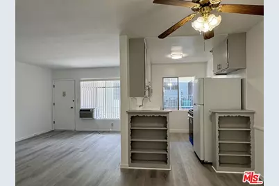 1010 N Stanley Ave #8, Los Angeles, CA 90046 - Photo 1
