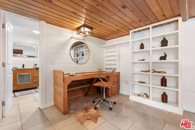5853 S La Brea Ave, Los Angeles, CA 90056 - Photo 19
