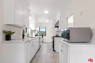 5853 S La Brea Ave, Los Angeles, CA 90056 - Photo 9