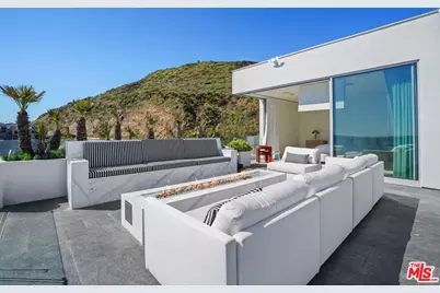 26122 Pacific Coast Hwy, Malibu, CA 90265 - Photo 27