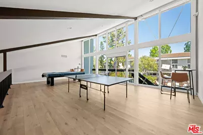 18645 Hatteras St #285, Tarzana, CA 91356 - Photo 11