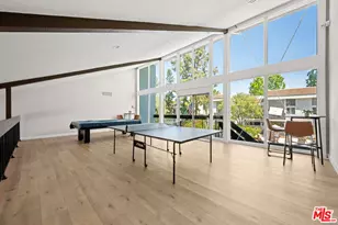18645 Hatteras St, Tarzana, CA 91356 - Photo 11