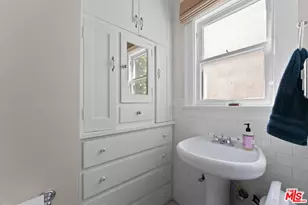 139 S Orange Dr, Los Angeles, CA 90036 - Photo 41