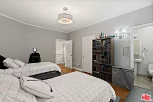 139 S Orange Dr, Los Angeles, CA 90036 - Photo 9