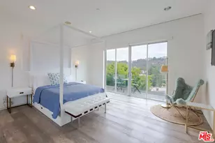 12148 Travis St, Los Angeles, CA 90049 - Photo 15