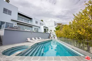 12148 Travis St, Los Angeles, CA 90049 - Photo 3