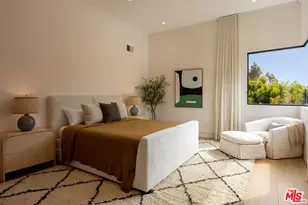 815 N Tigertail Rd, Los Angeles, CA 90049 - Photo 25