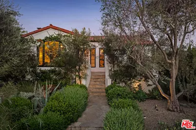 2168 Princeton Ave, Los Angeles, CA 90026 - Photo 1