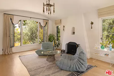 2168 Princeton Ave, Los Angeles, CA 90026 - Photo 11