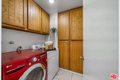 4477 Wilshire Blvd #103, Los Angeles, CA 90010 - Photo 47