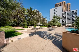 10490 Wilshire Blvd, Los Angeles, CA 90024 - Photo 33