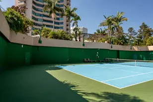 10490 Wilshire Blvd, Los Angeles, CA 90024 - Photo 45