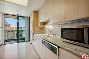 10490 Wilshire Blvd, Los Angeles, CA 90024 - Photo 5