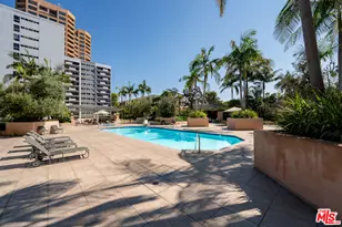 10490 Wilshire Blvd, Los Angeles, CA 90024 - Photo 35
