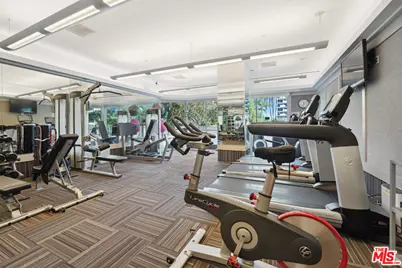 10490 Wilshire Blvd #1402, Los Angeles, CA 90024 - Photo 31