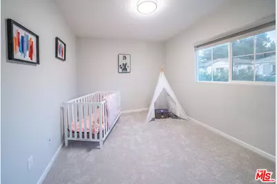 15602 Lilli Way, Van Nuys, CA 91406 - Photo 31