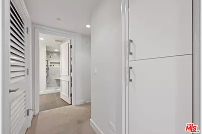 701 Ocean Ave #110, Santa Monica, CA 90402 - Photo 31