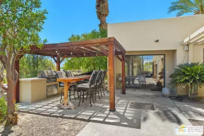 29249 N Moon Shadow Dr, Thousand Palms, CA 92276 - Photo 27