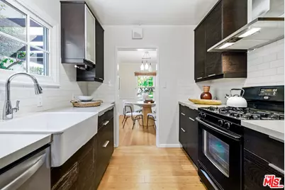 4132 Rhodes Ave, Studio City, CA 91604 - Photo 15