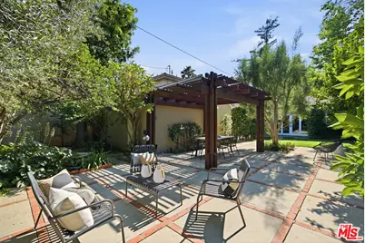 4132 Rhodes Ave, Studio City, CA 91604 - Photo 31