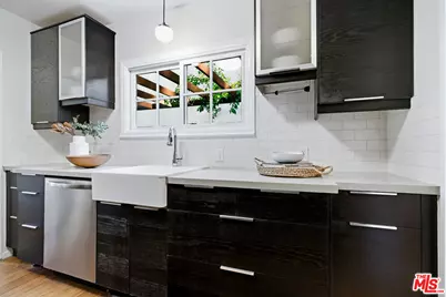 4132 Rhodes Ave, Studio City, CA 91604 - Photo 13