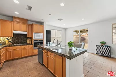 6304 Starview Dr, Lancaster, CA 93536 - Photo 17