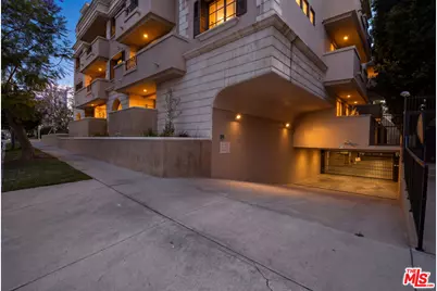 850 N Croft Ave #103, West Hollywood, CA 90069 - Photo 33