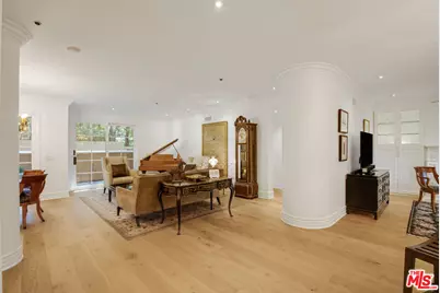 850 N Croft Ave #103, West Hollywood, CA 90069 - Photo 7