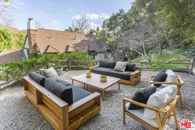 13176 Boca De Canon Ln, Los Angeles, CA 90049 - Photo 21