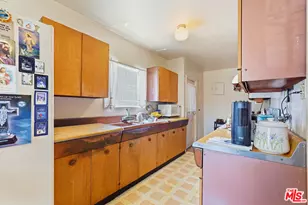 7819 Dalton Ave, Los Angeles, CA 90047 - Photo 7
