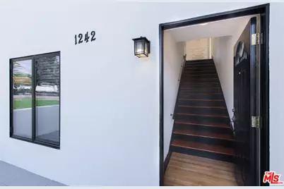 1242 S Hudson Ave, Los Angeles, CA 90019 - Photo 13