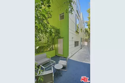 825 N Kings Rd #1, West Hollywood, CA 90069 - Photo 27