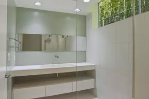 825 N Kings Rd, West Hollywood, CA 90069 - Photo 21