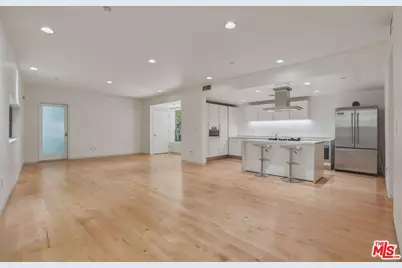 825 N Kings Rd #1, West Hollywood, CA 90069 - Photo 5