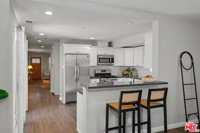 523 N Lamer St, Burbank, CA 91506 - Photo 13