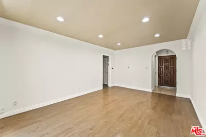 6904 Radford Ave #7, North Hollywood, CA 91605 - Photo 5