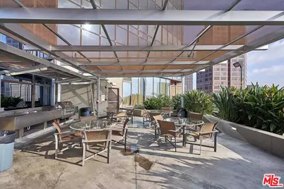 1100 Wilshire Blvd #3001, Los Angeles, CA 90017 - Photo 13