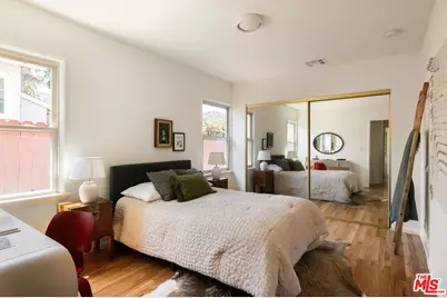 10251 Odell Ave, Sunland, CA 91040 - Photo 15
