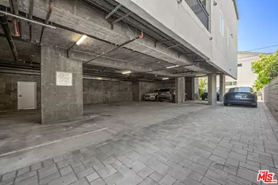 1431 S Sherbourne Dr, Los Angeles, CA 90035 - Photo 9