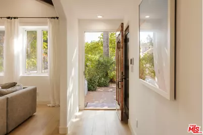 2341 32nd St, Santa Monica, CA 90405 - Photo 31