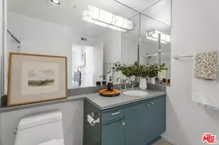 3561 Clarington Ave, Los Angeles, CA 90034 - Photo 21